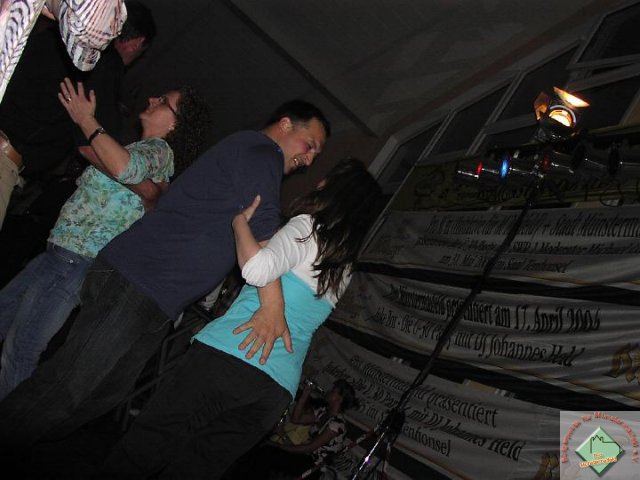 ue30_2009_049