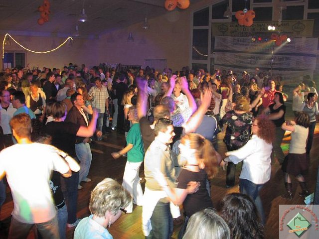 ue30_2009_050