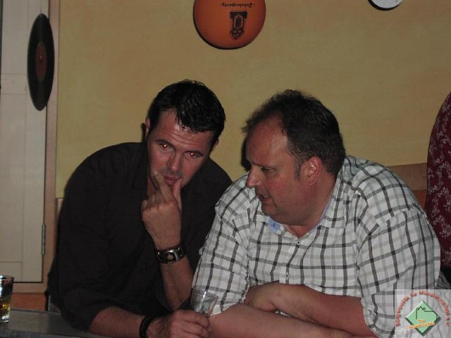 ue30_2009_099